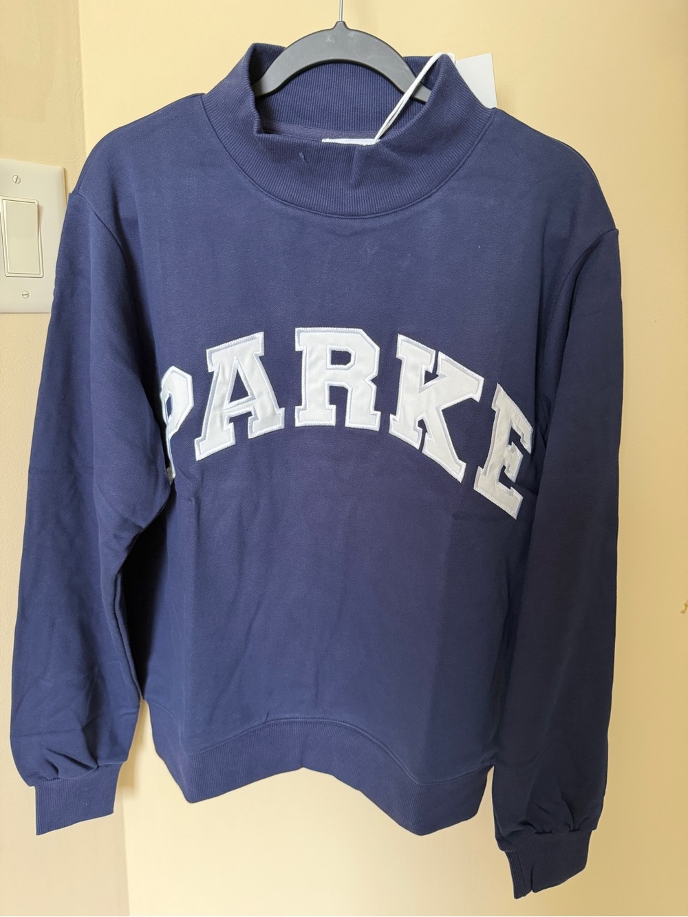 NWT PARKE Sweatshirt Closet Cleanout Brand New Pullover Casual Top size L-XL